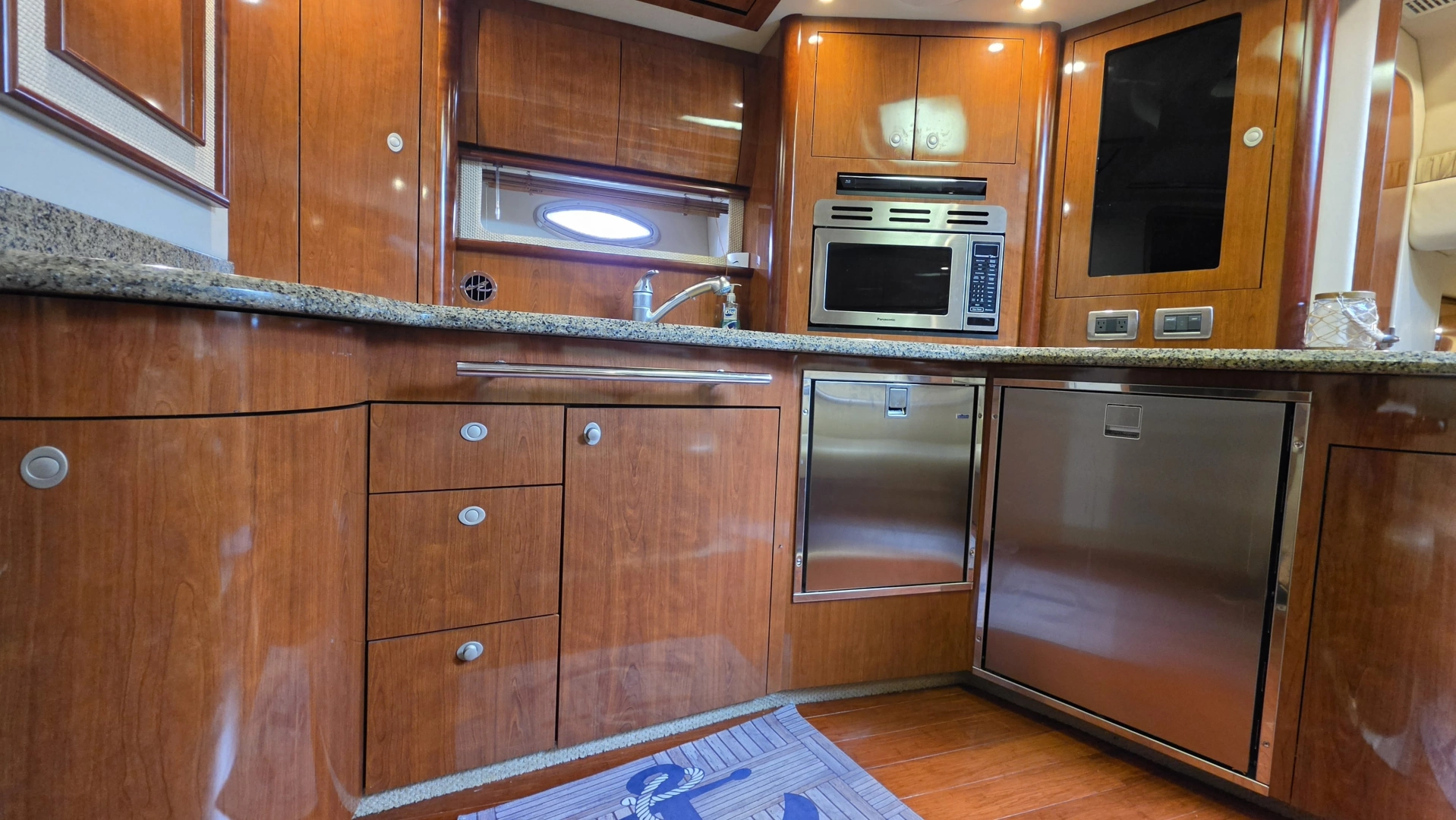 Sea Ray 420 Sundancer Yacht For Sale