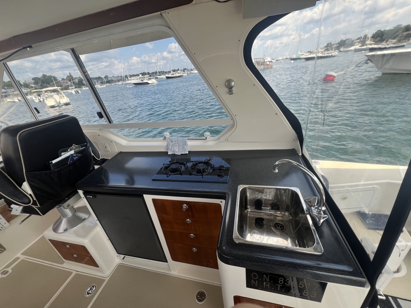 The Pearl 33ft True North Yacht For Sale