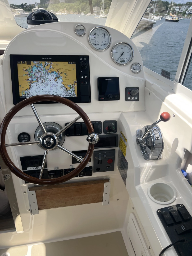 True North 33 Yacht For Sale