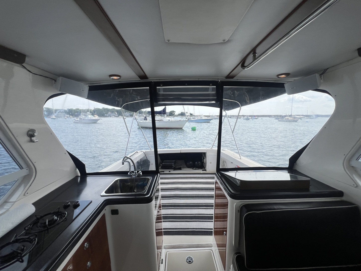 The Pearl 33ft True North Yacht For Sale