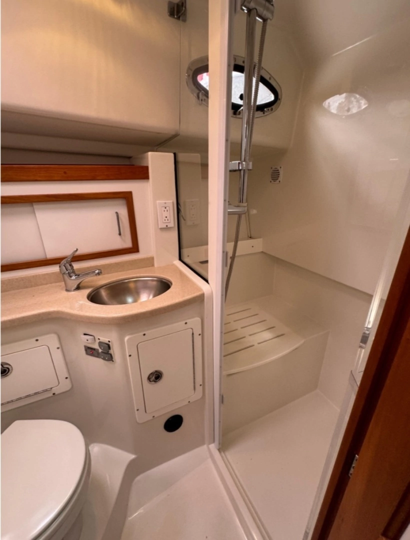 Back Cove 33 Yacht For Sale