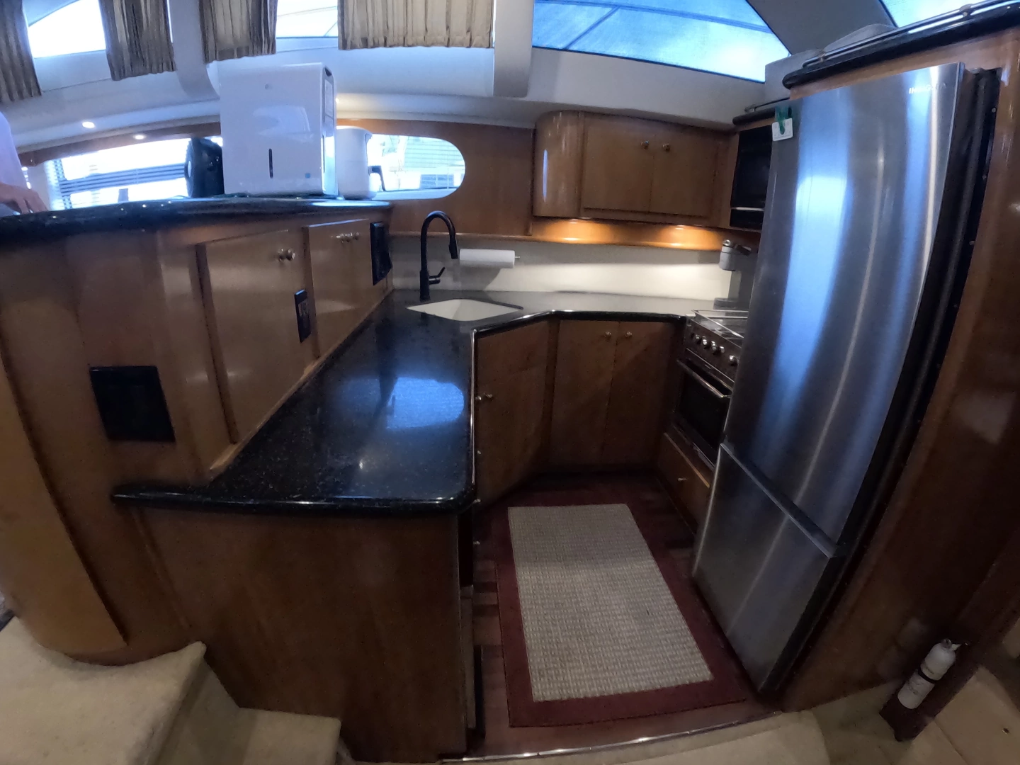 Carver 466 Motor Yacht Yacht For Sale
