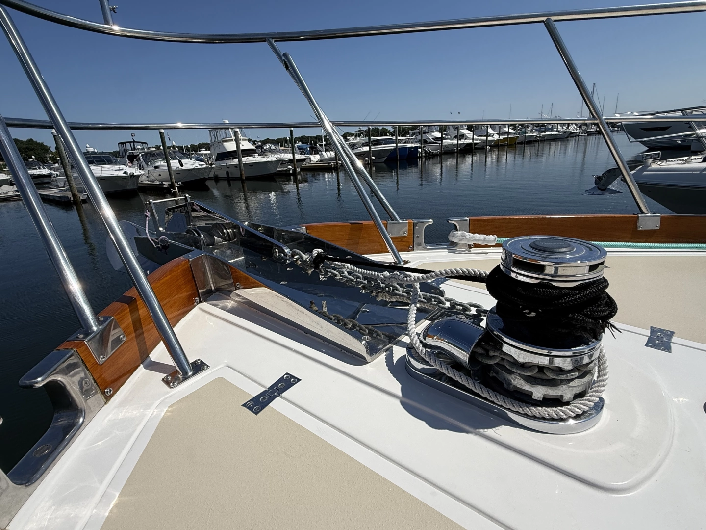 Grand Banks 49 Eastbay HX Yacht For Sale