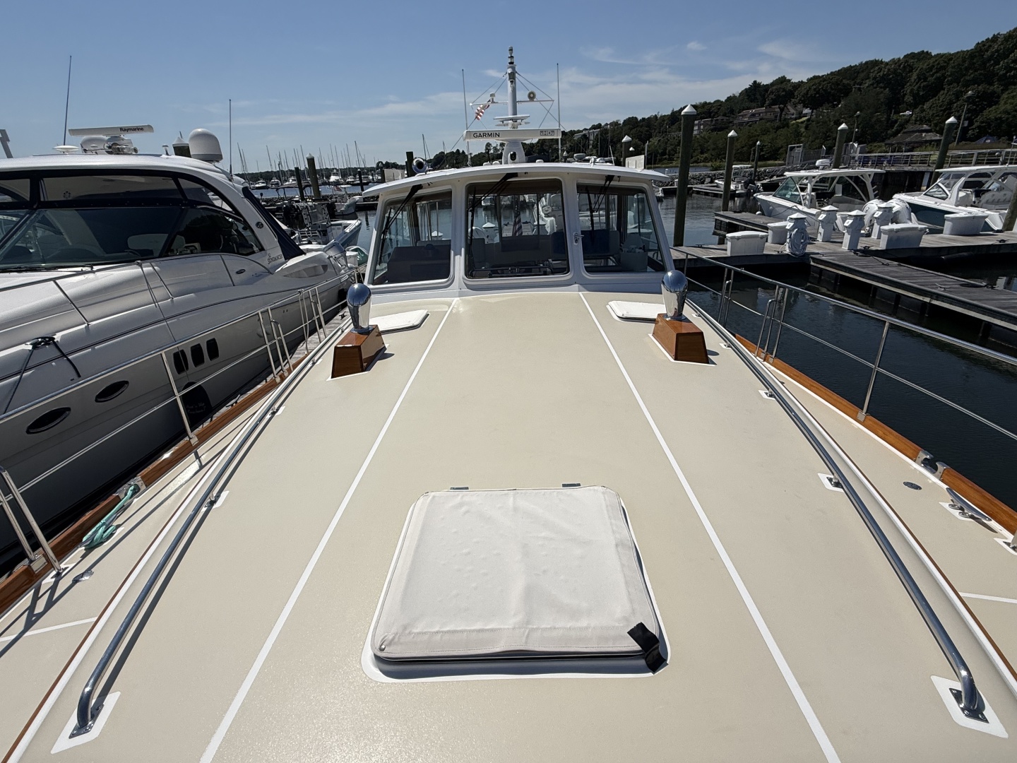 FLYAWAY 49ft Grand Banks Yacht For Sale