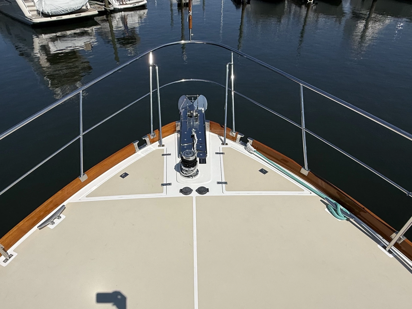 Grand Banks 49 Eastbay HX Yacht For Sale