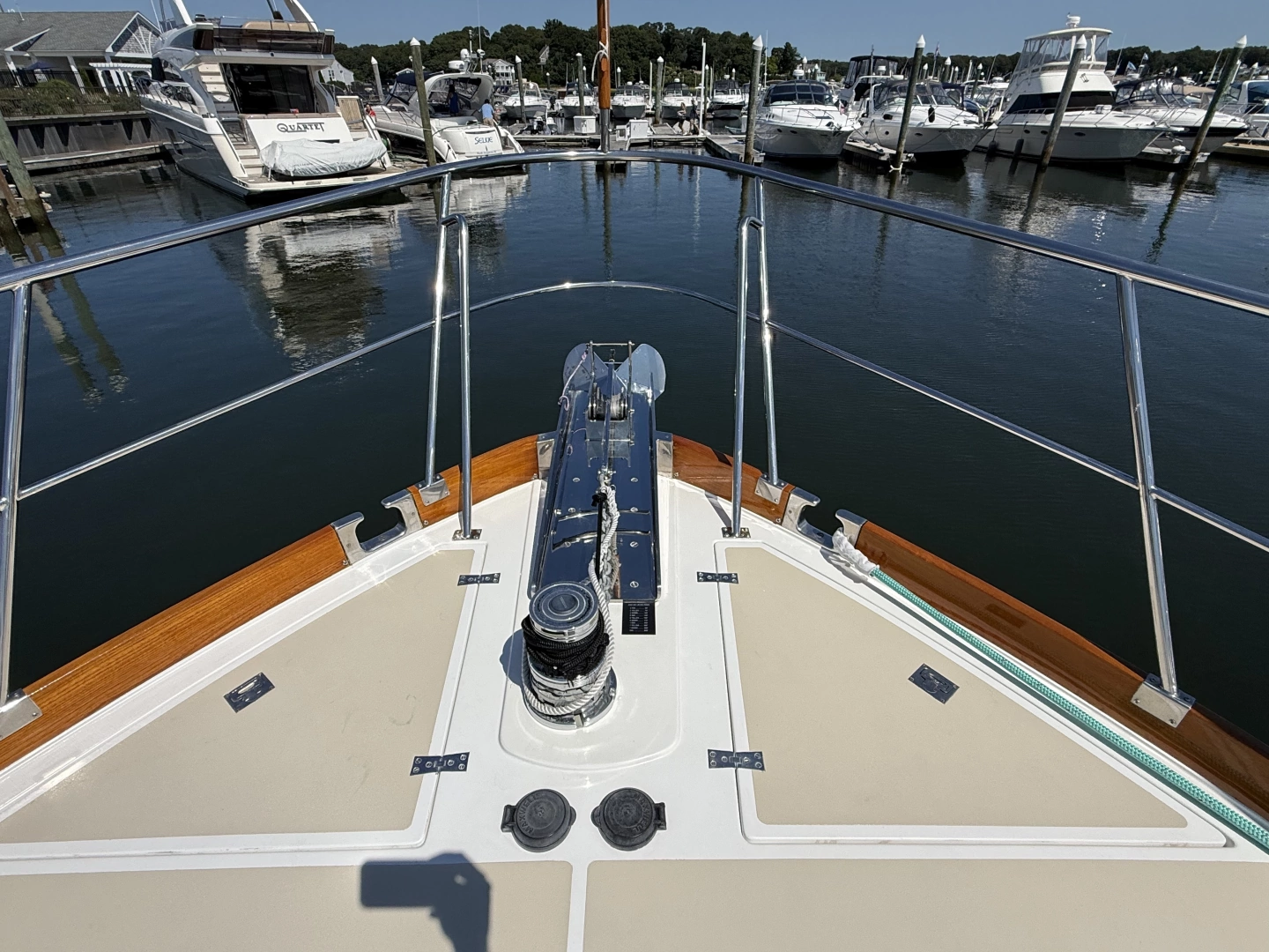 Grand Banks 49 Eastbay HX Yacht For Sale