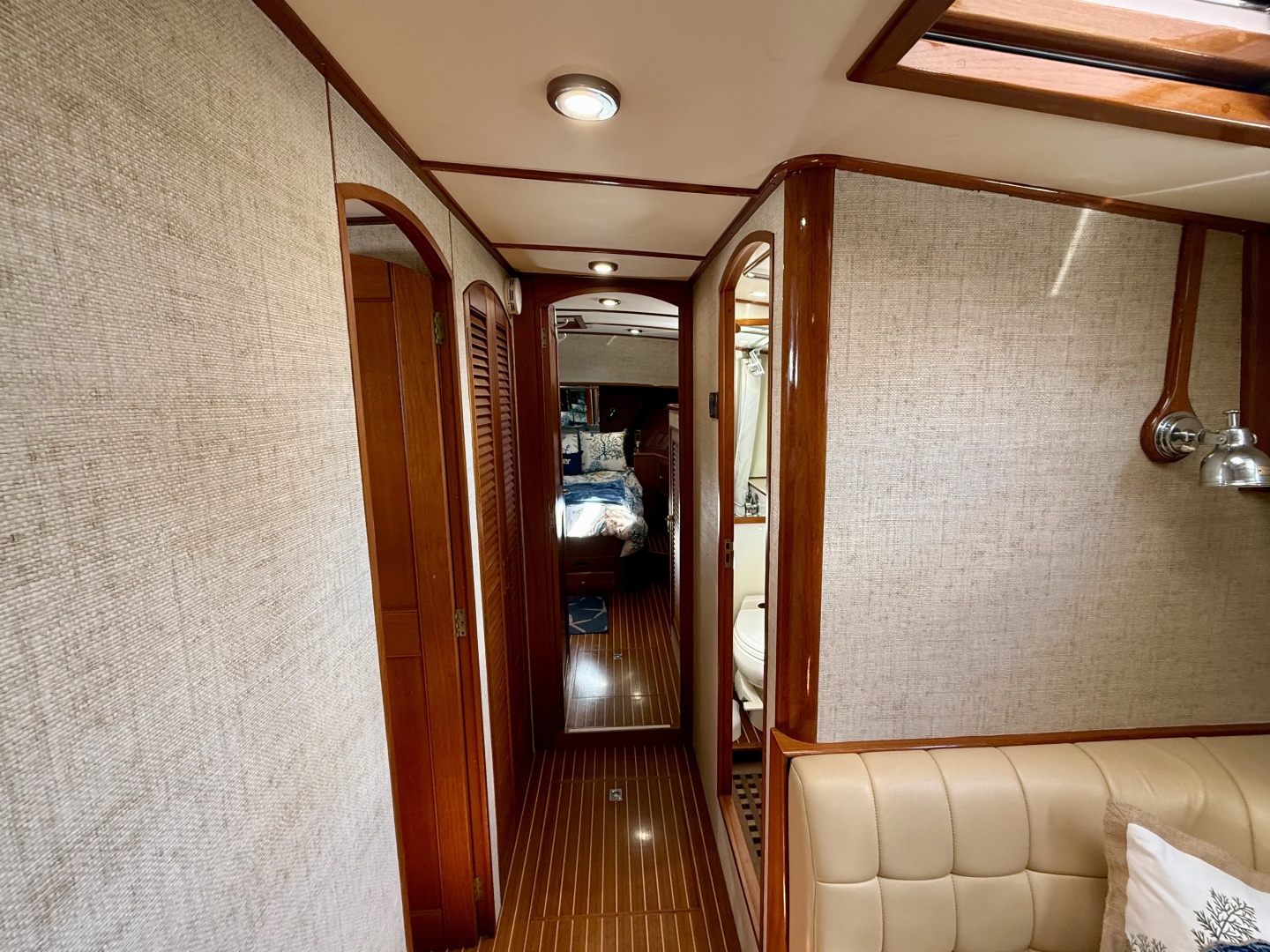 FLYAWAY 49ft Grand Banks Yacht For Sale