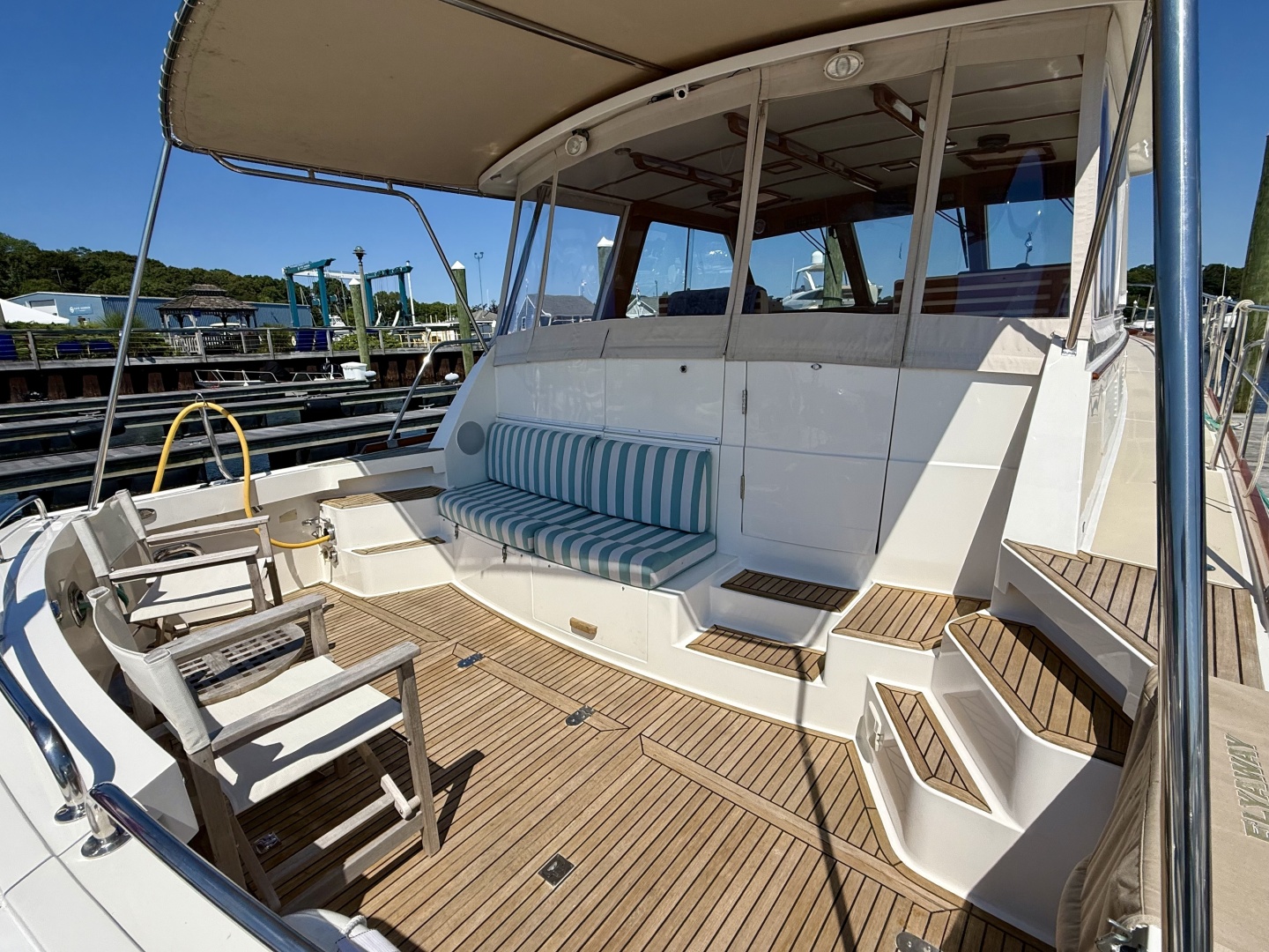 FLYAWAY 49ft Grand Banks Yacht For Sale