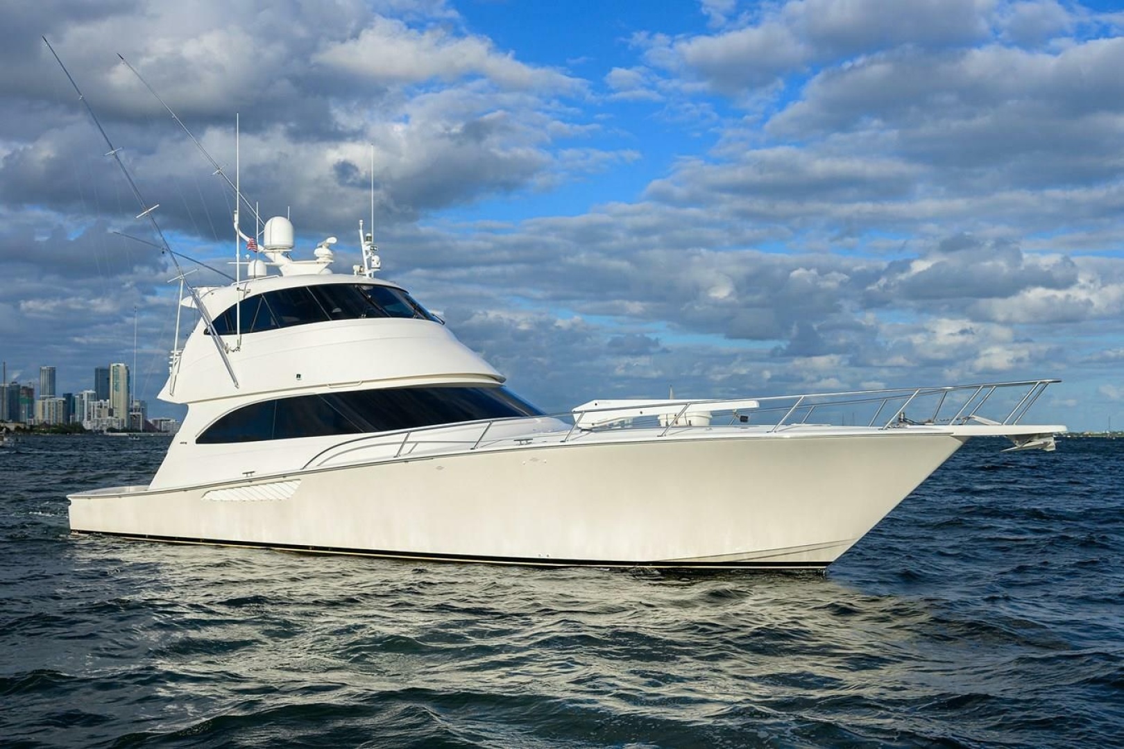2013 Viking Enclosed Bridge SF 2013