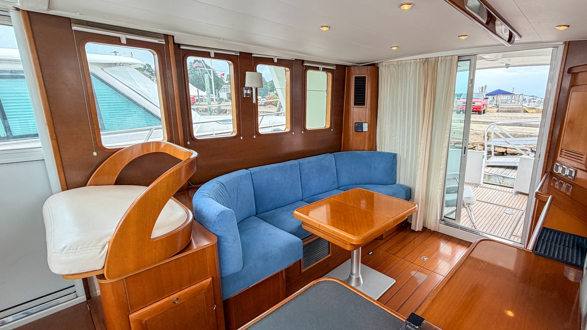 White Horse 42ft Beneteau Yacht For Sale White Horse 42ft Beneteau Yacht For Sale