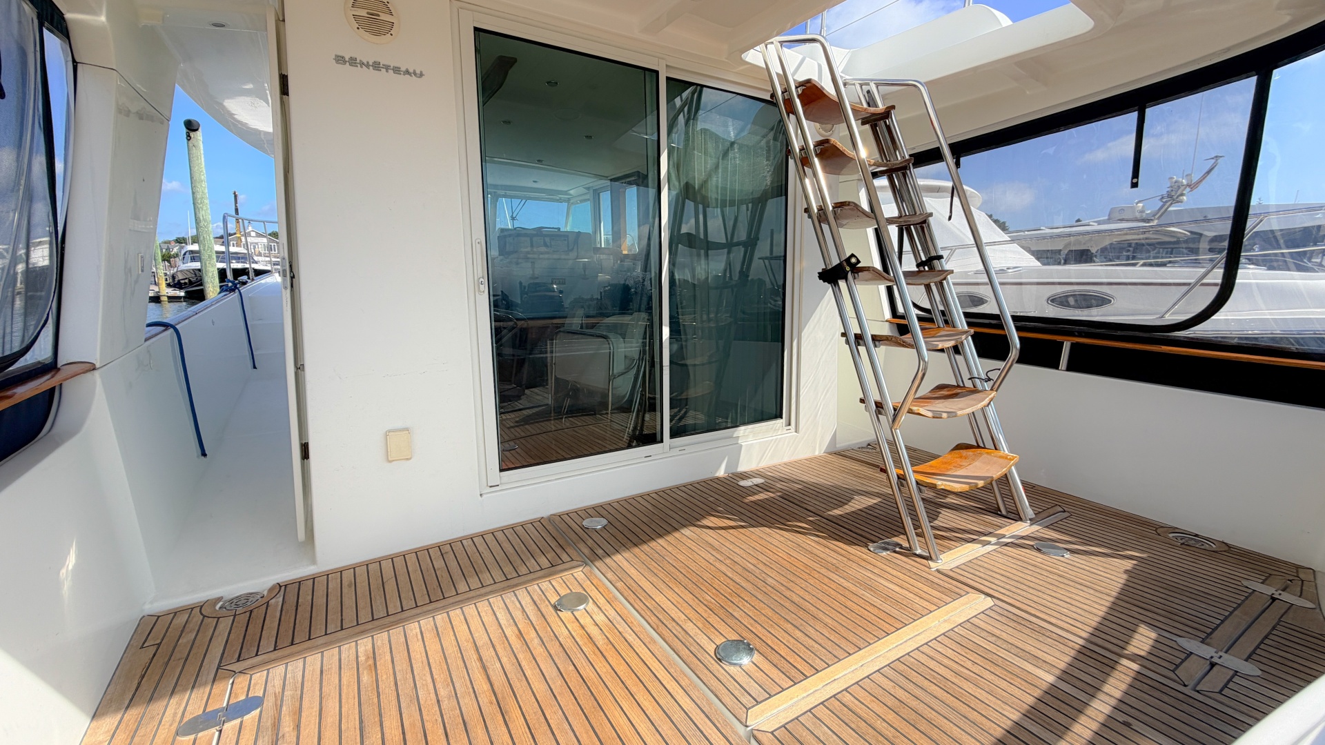 White Horse 42ft Beneteau Yacht For Sale White Horse 42ft Beneteau Yacht For Sale