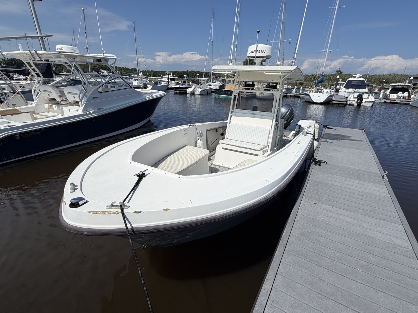 26ft Mako Yacht For Sale