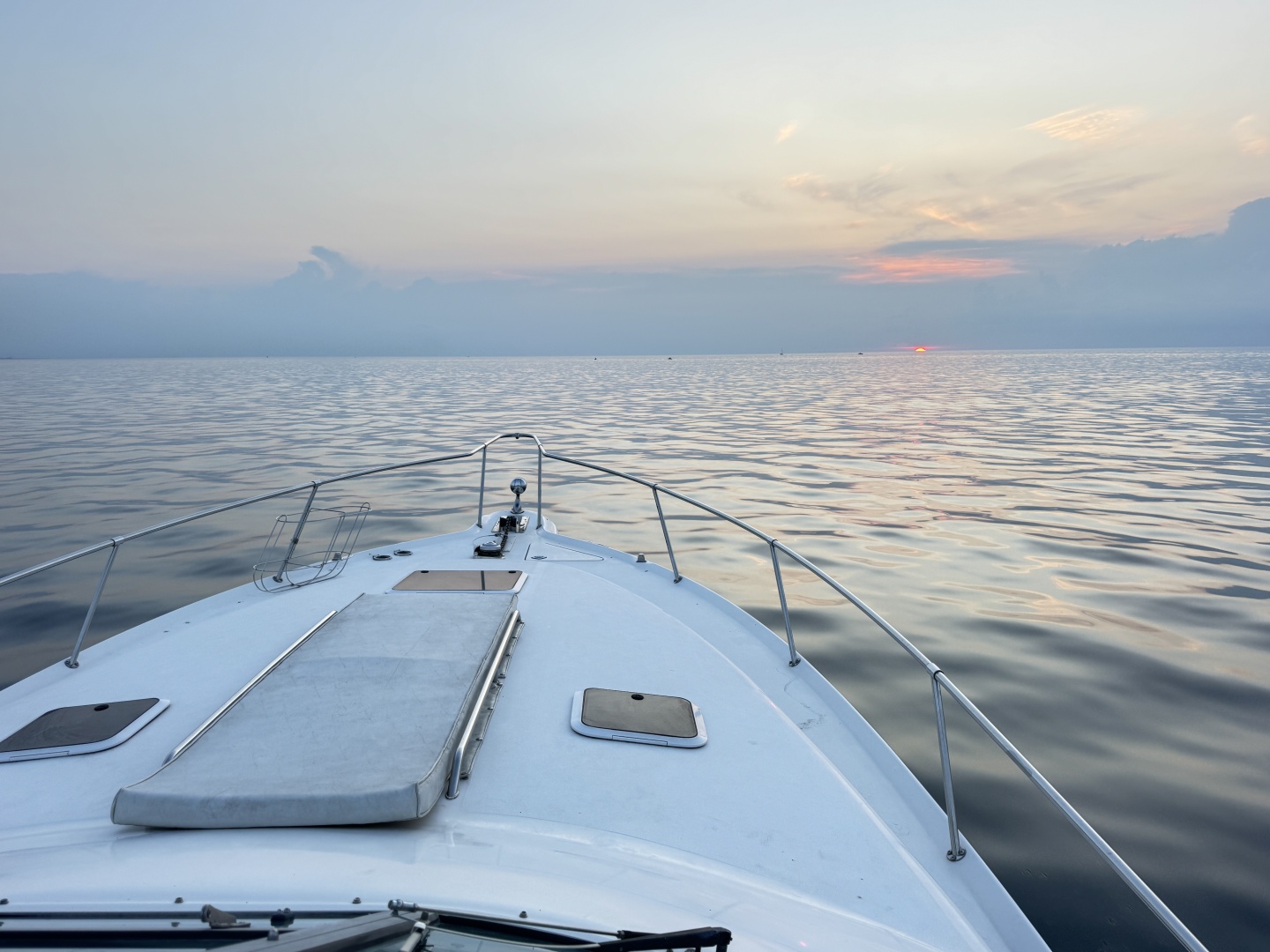 1997 Sea Ray 330 Sundancer