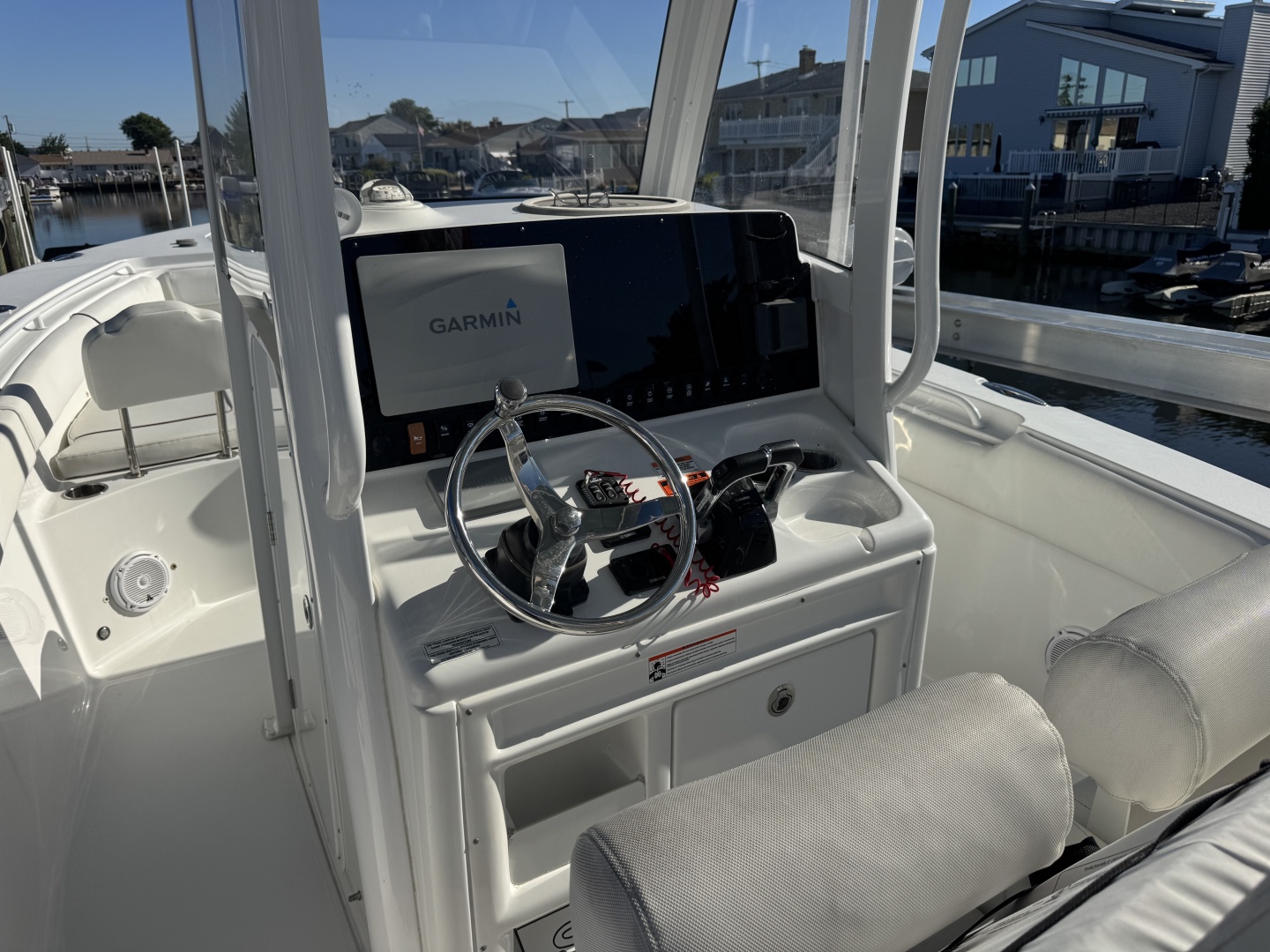 27ft Sea Hunt Yacht For Sale