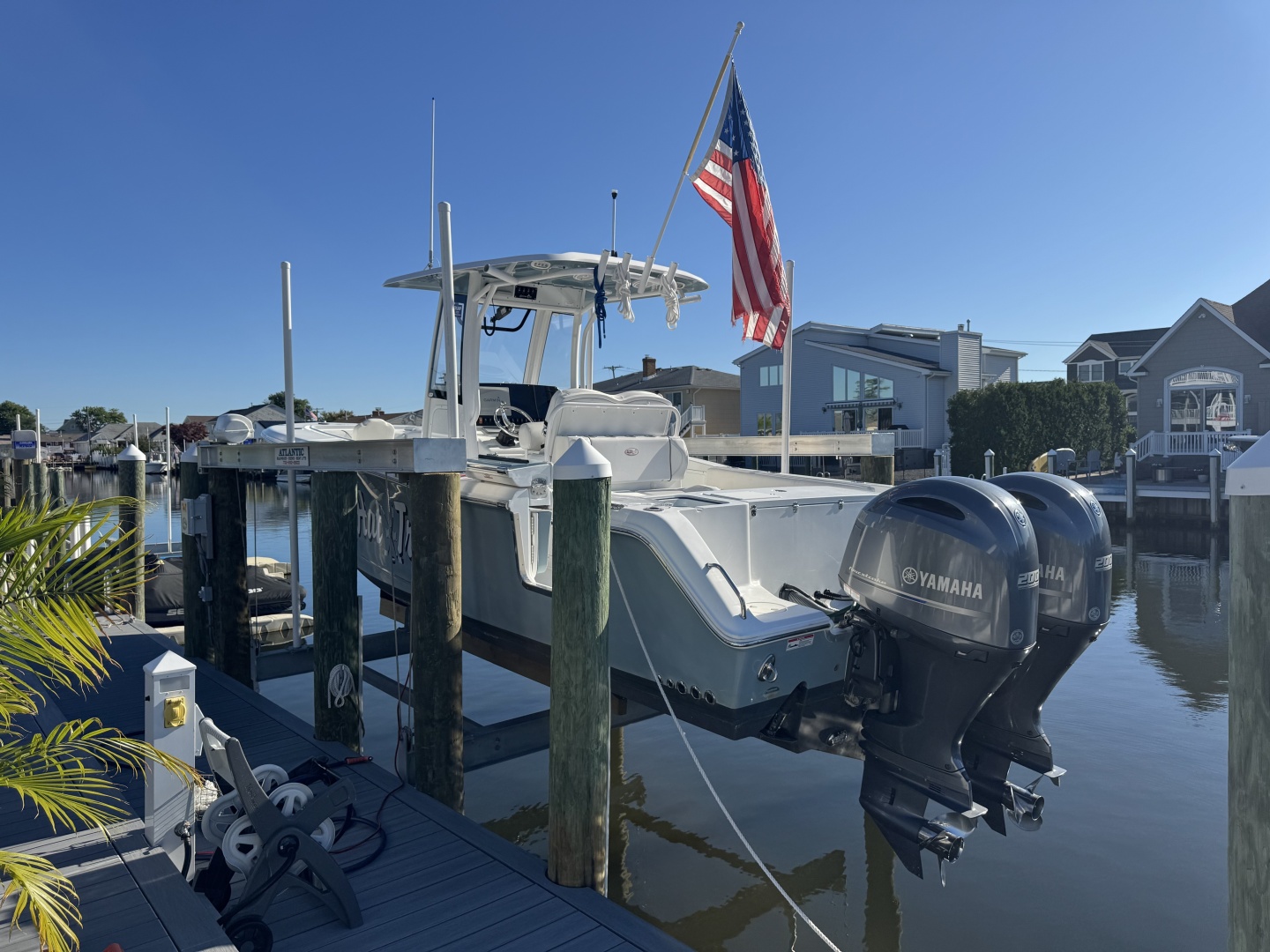 27ft Sea Hunt Yacht For Sale