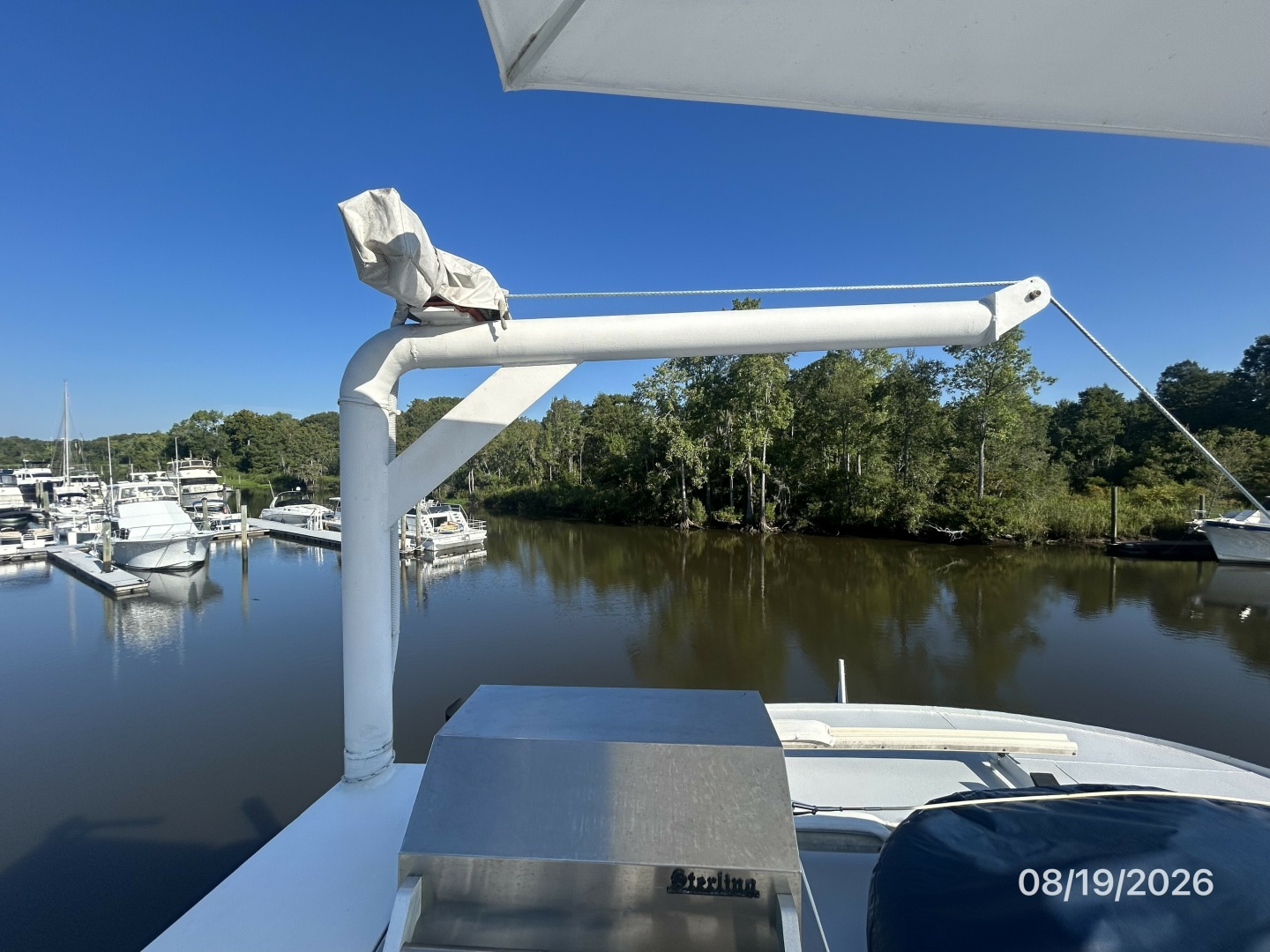 Steel Magnolia tender davit