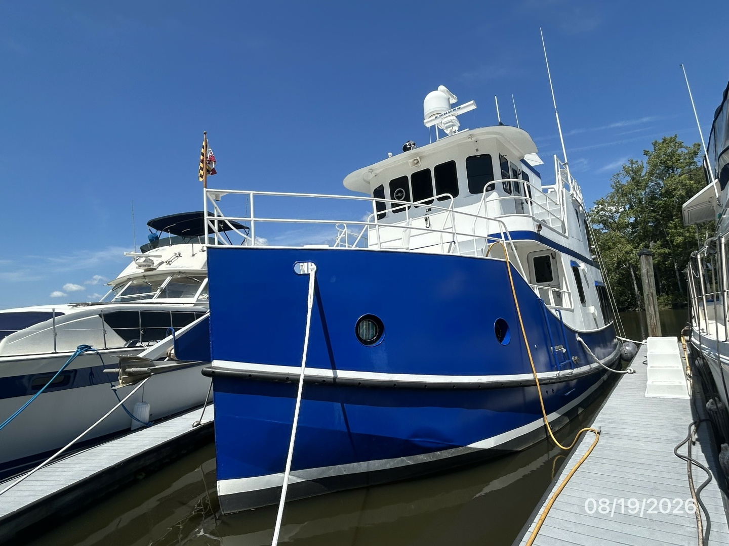 Steel Magnolia port forward profile