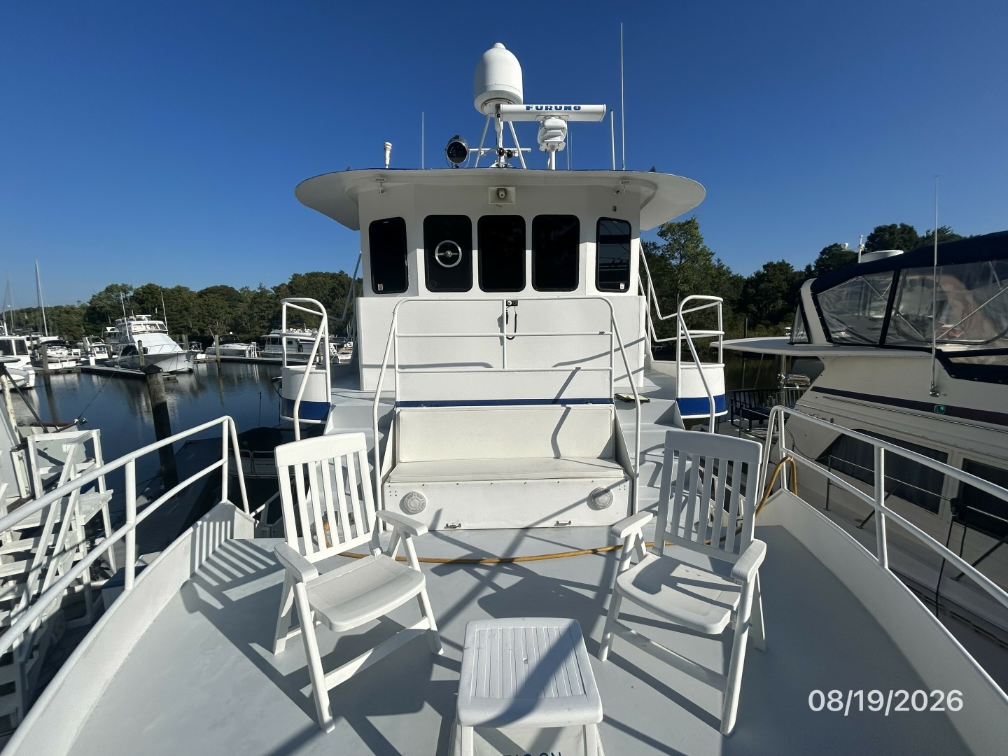 Steel Magnolia foredeck aft