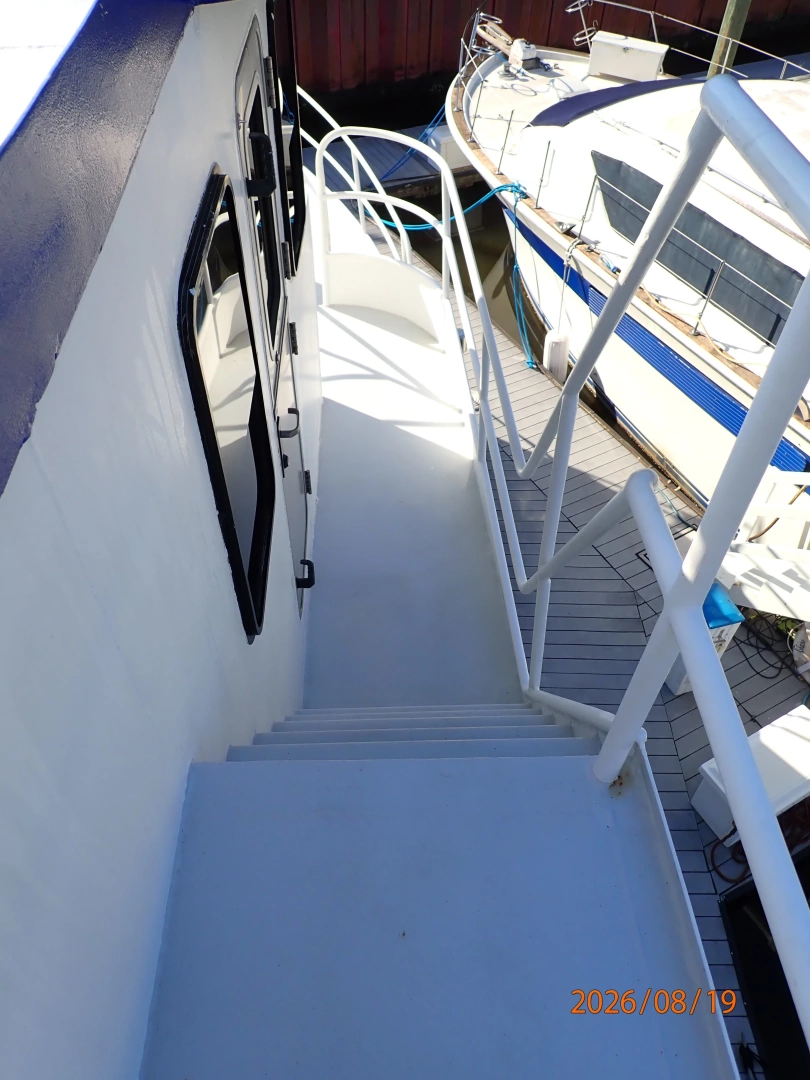Florida Bay Coaster Pilothouse Yacht For Sale