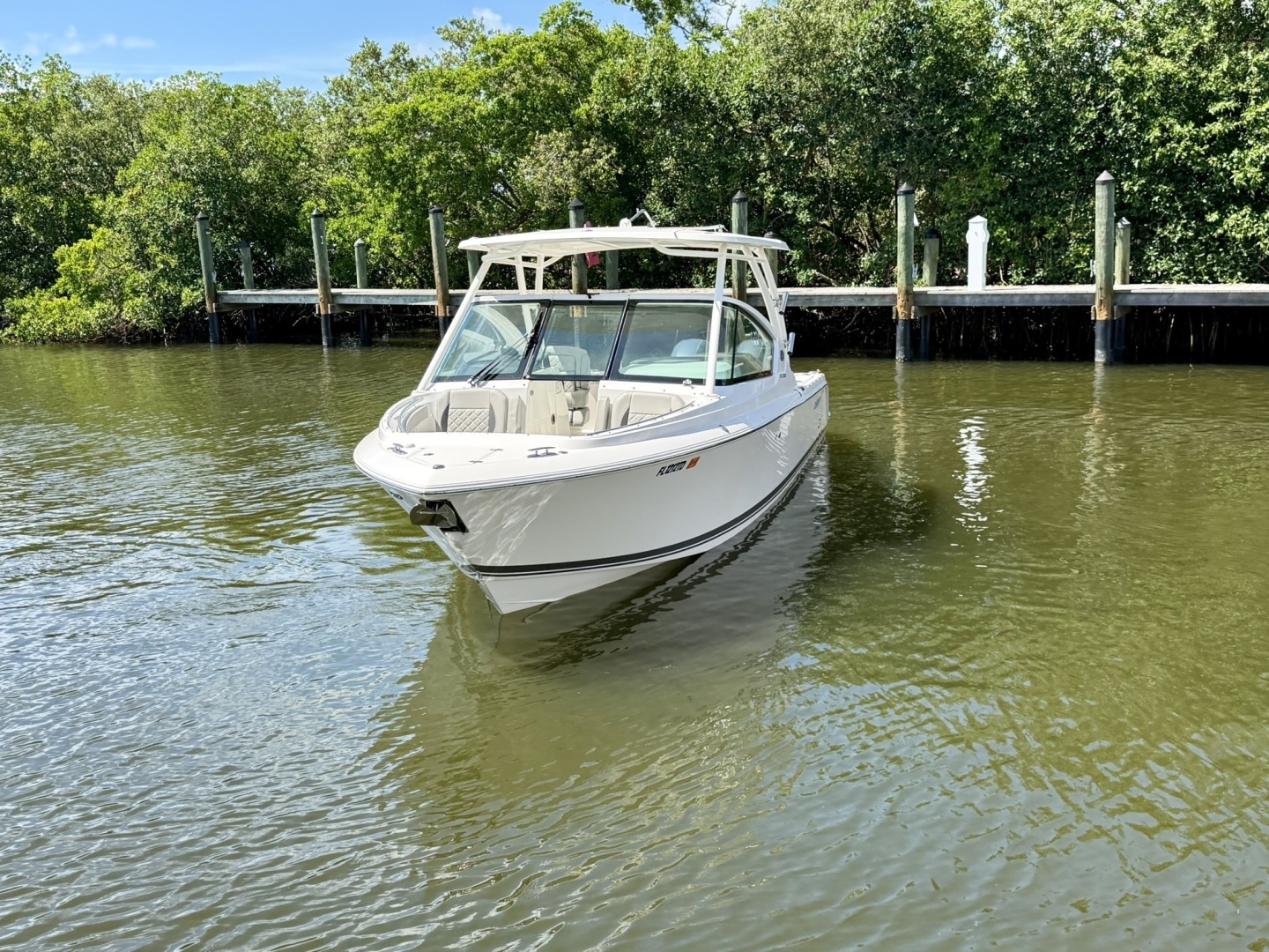 26ft Pursuit Yacht For Sale