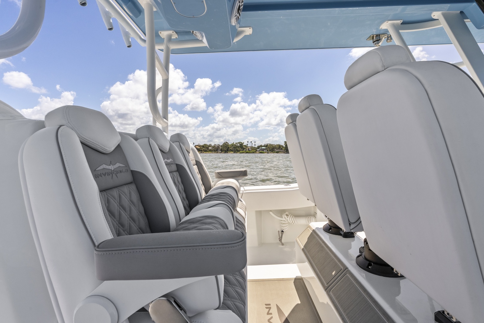 2026 Invincible 43 Open Fisherman