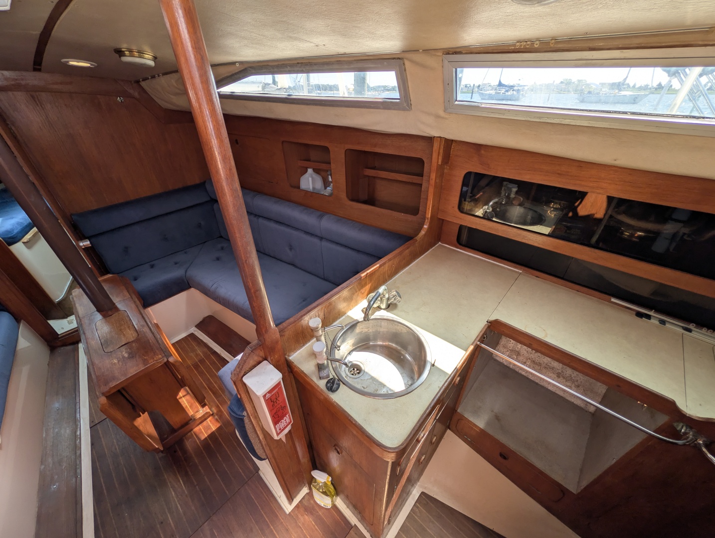 1984 Moody 34