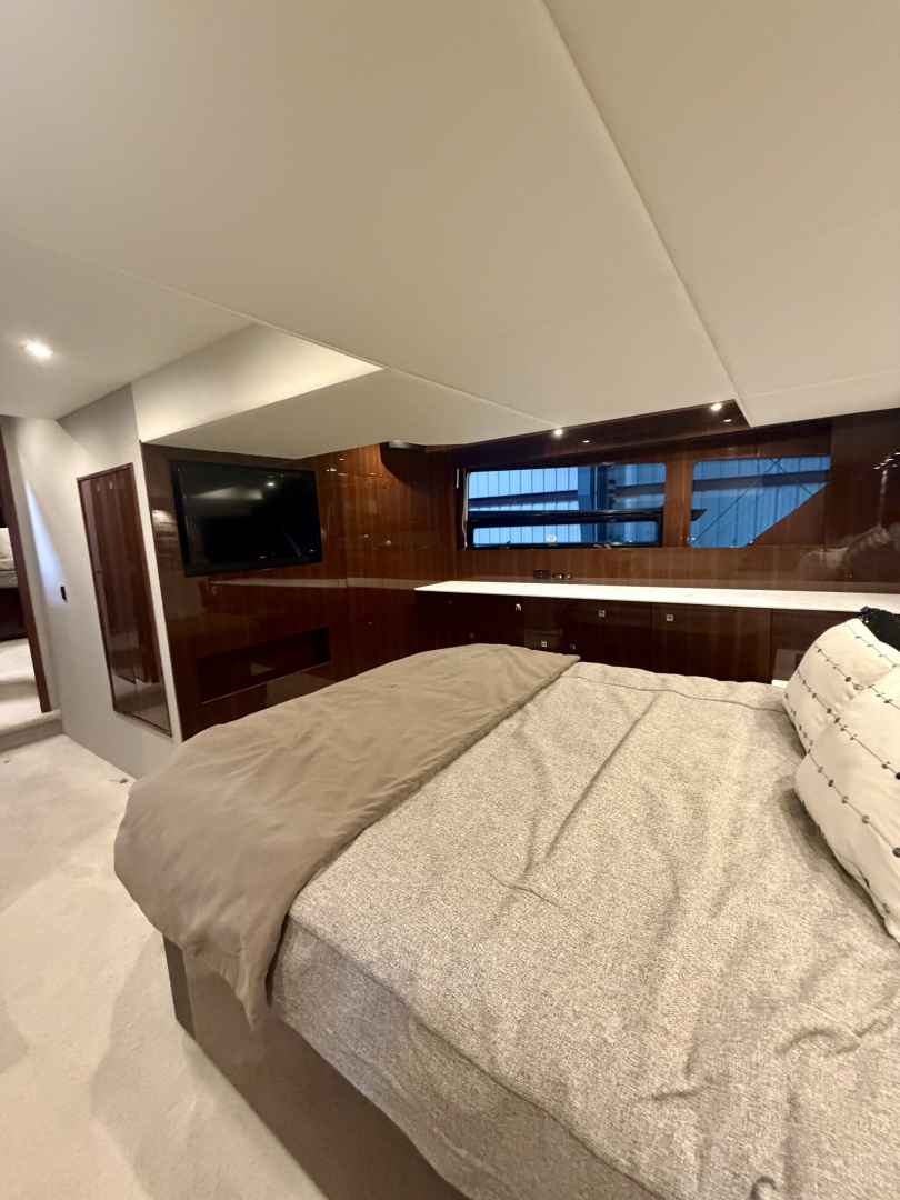 2022 Cruisers 50 Cantius