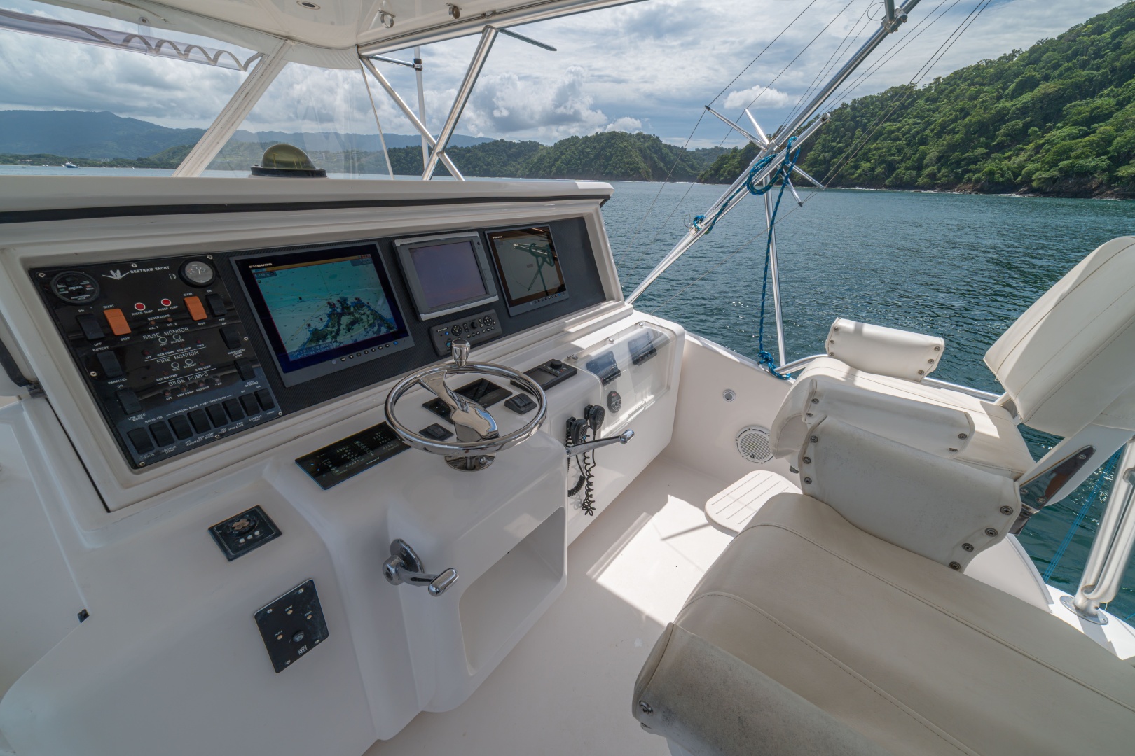 2003 Bertram 570 Convertible