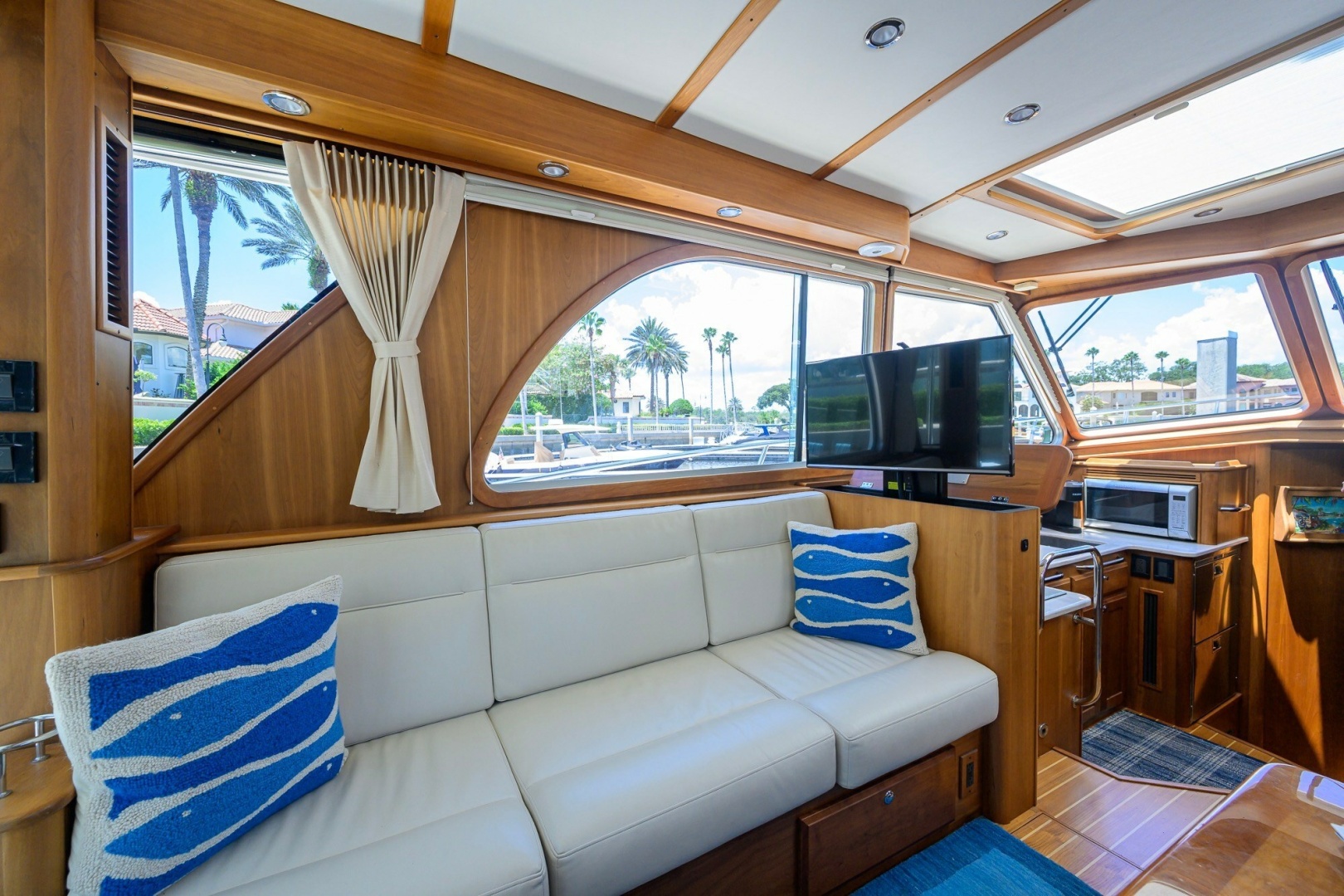 2018 Sabre 45 Salon Express