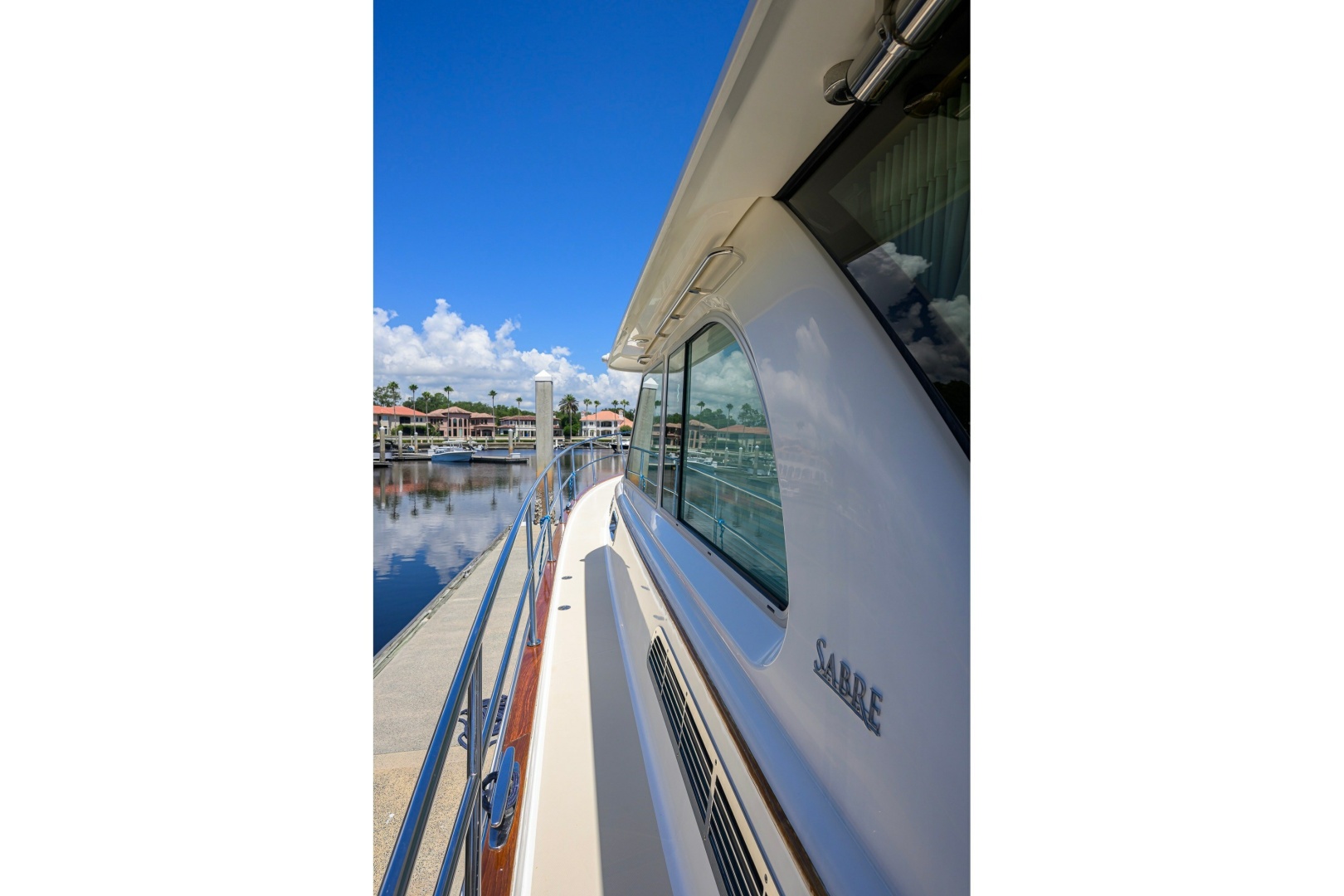 2018 Sabre 45 Salon Express