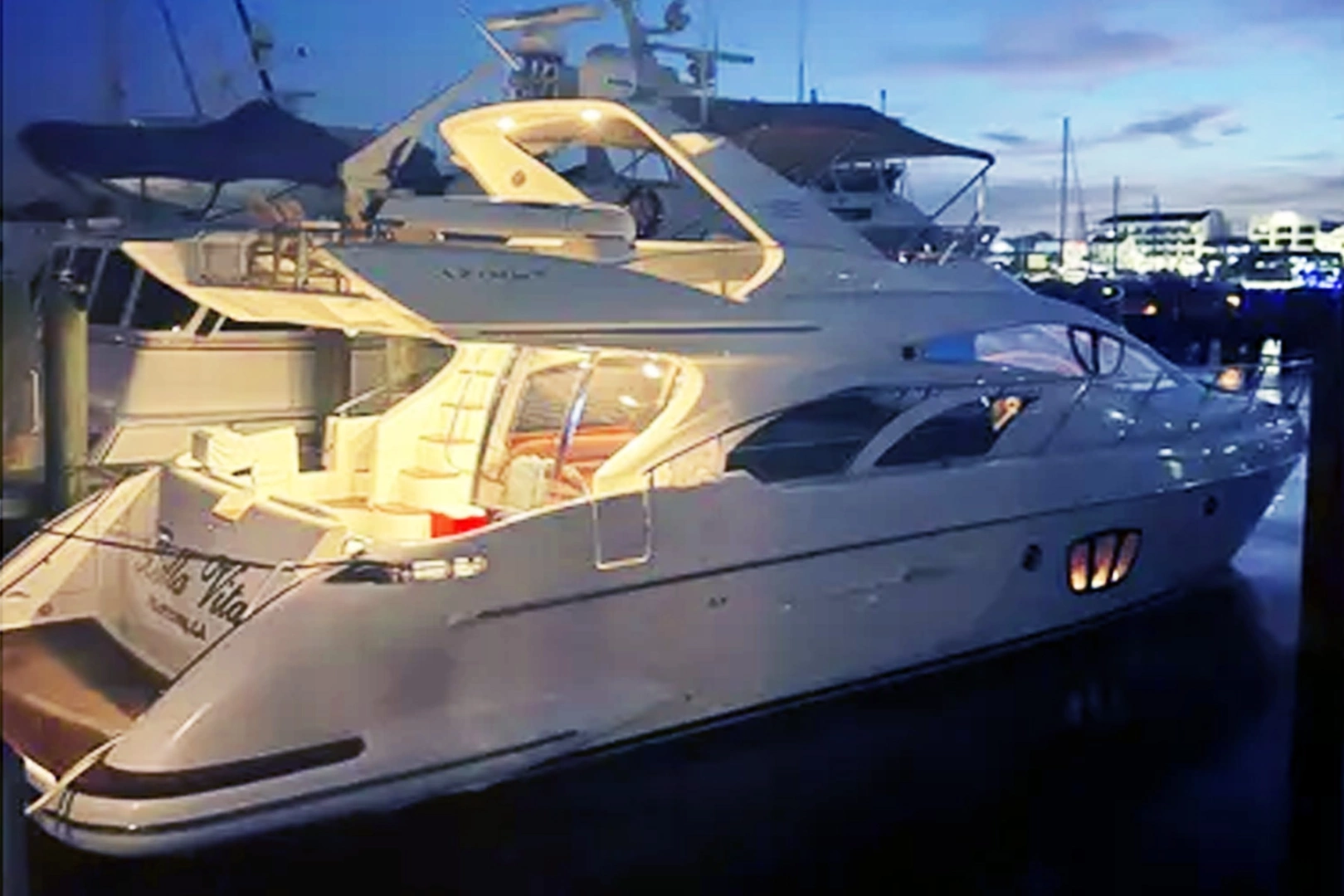 Azimut 55E Yacht For Sale