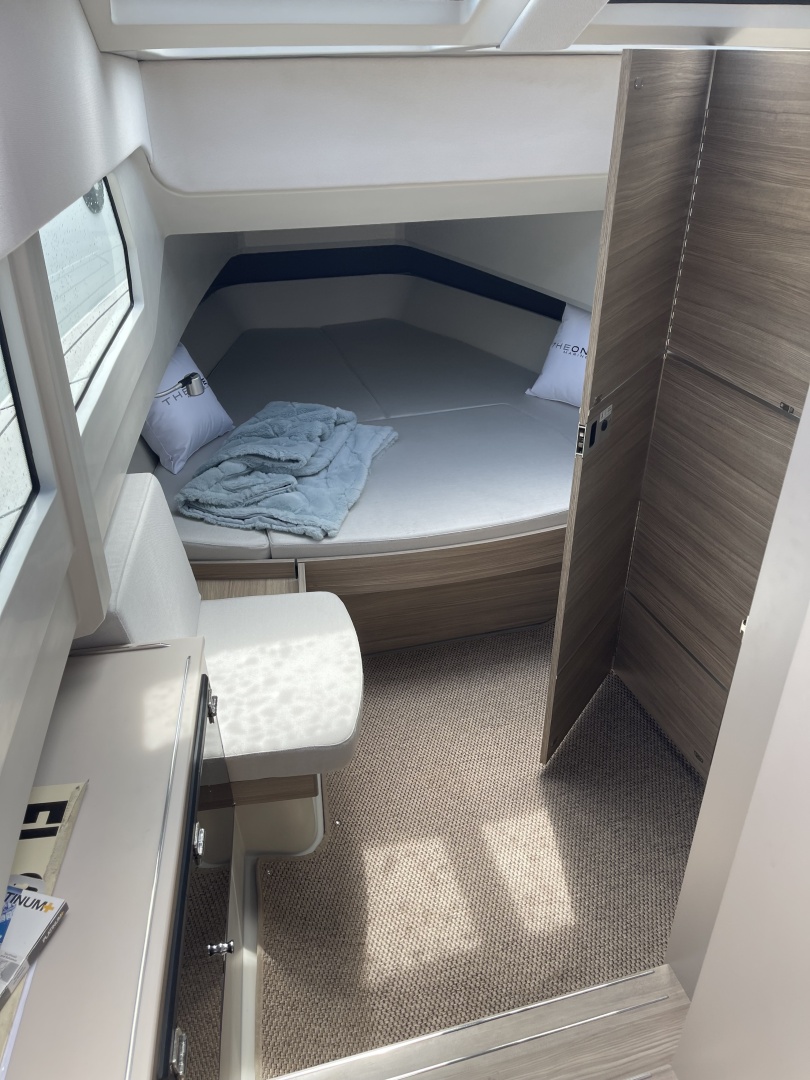 32ft Saxdor Yacht For Sale