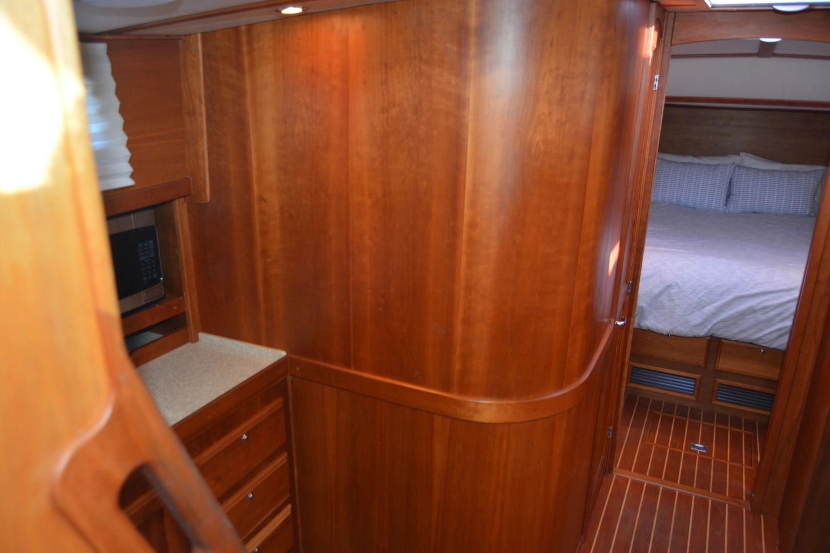 Sabre 38 Express Yacht For Sale