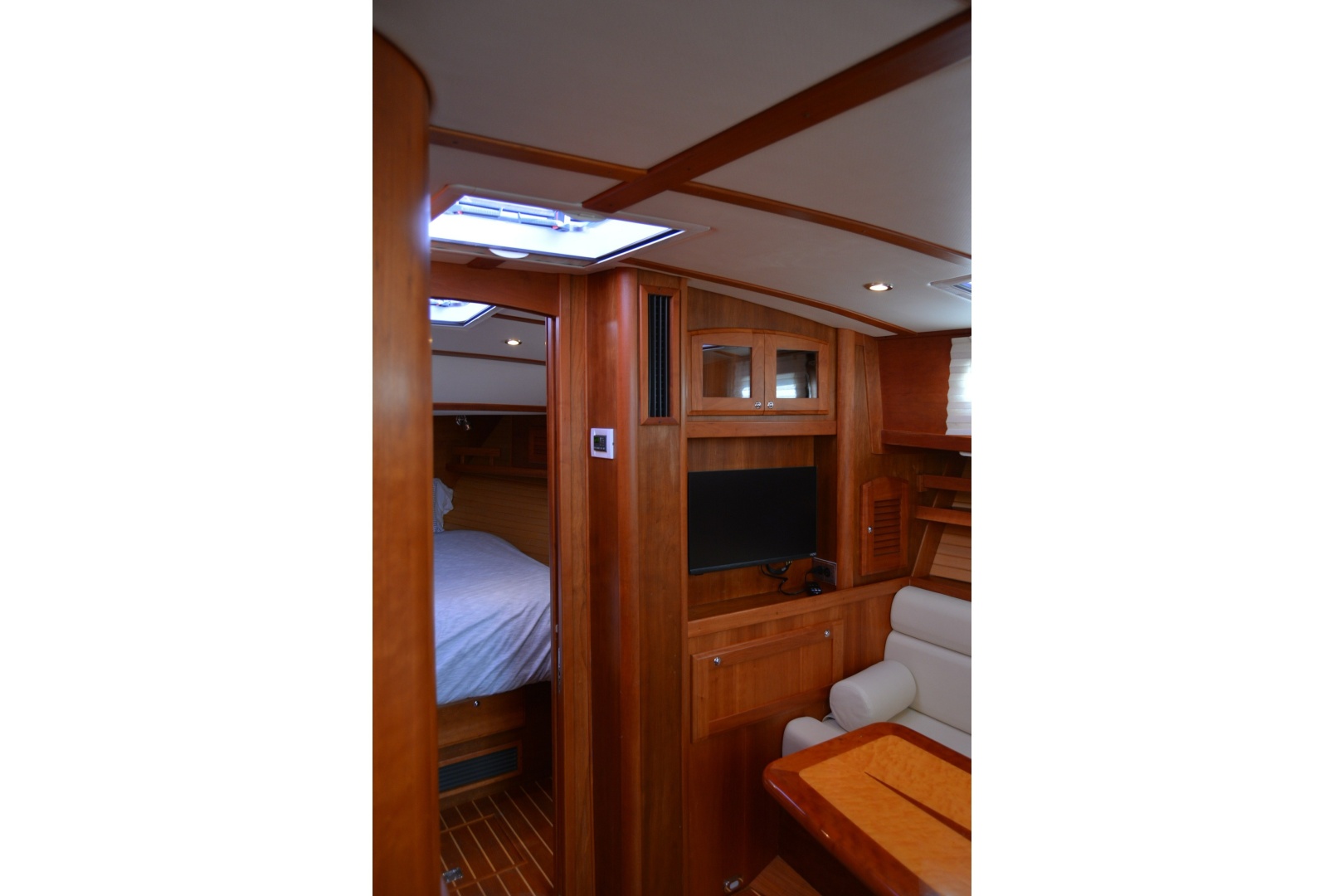 2005 Sabre 38 Express
