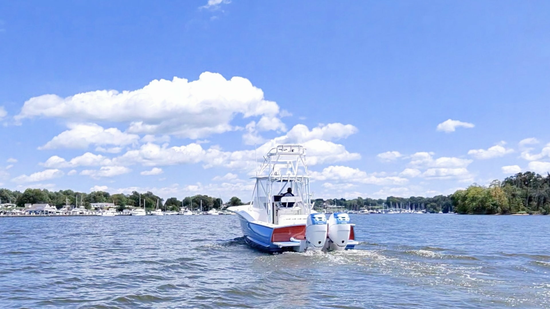 32ft Jarrett Bay Yacht For Sale