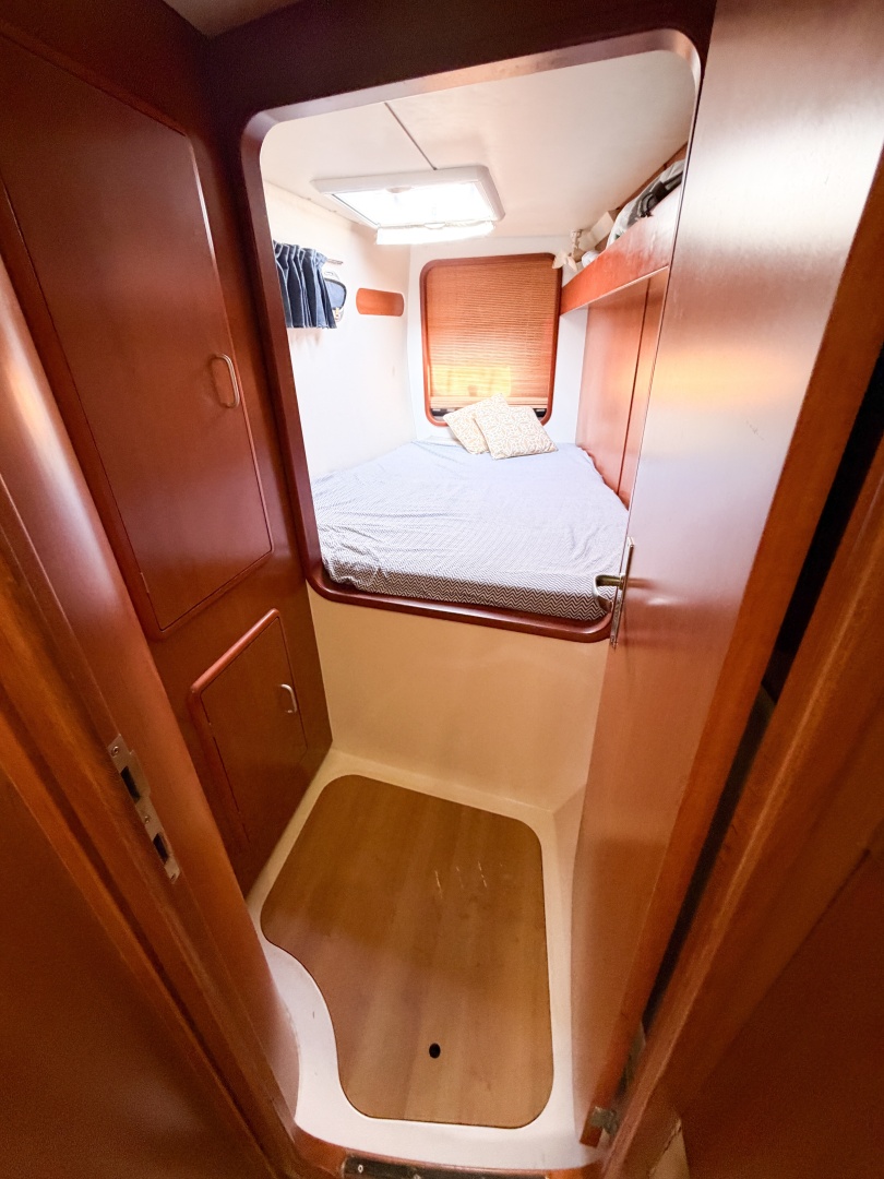 MYSTIQUE 40ft Leopard Yacht For Sale