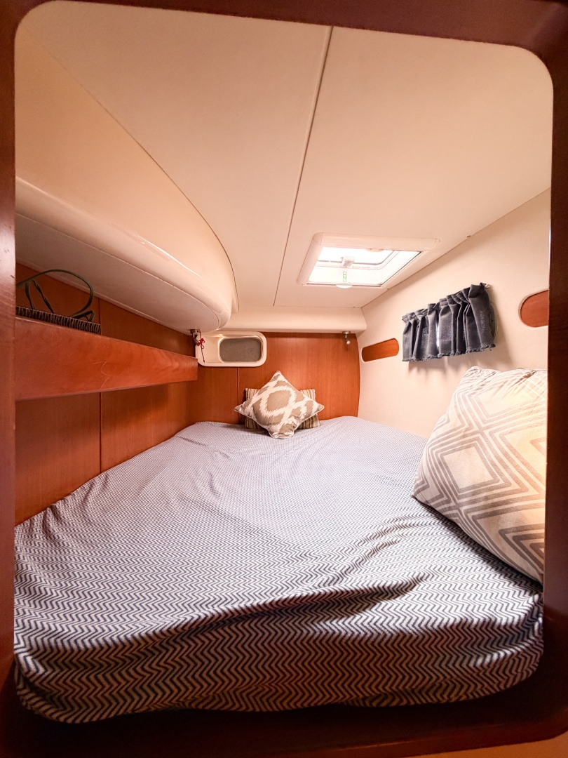 MYSTIQUE 40ft Leopard Yacht For Sale