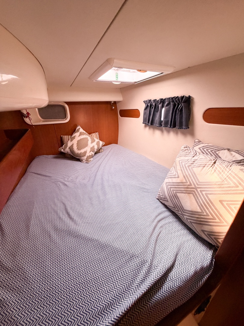 MYSTIQUE 40ft Leopard Yacht For Sale