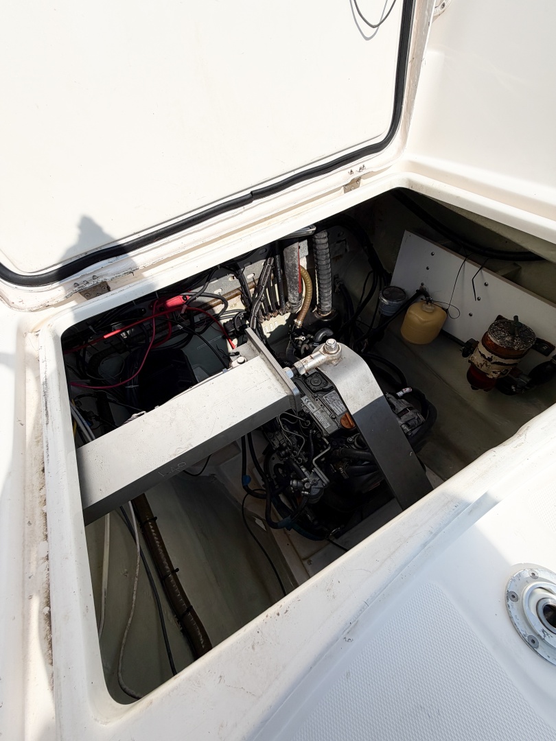 MYSTIQUE 40ft Leopard Yacht For Sale