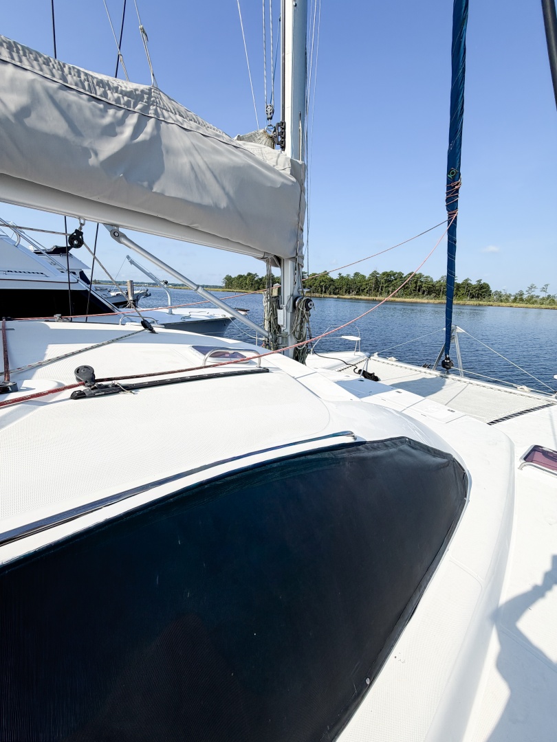 MYSTIQUE 40ft Leopard Yacht For Sale