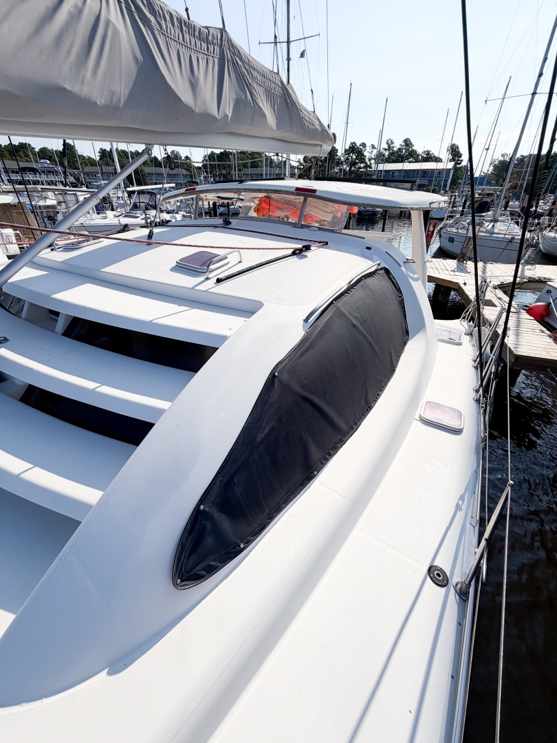 MYSTIQUE 40ft Leopard Yacht For Sale