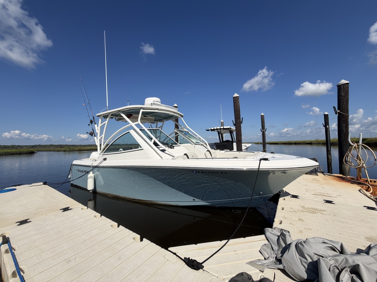 2023 Sailfish 245 DC