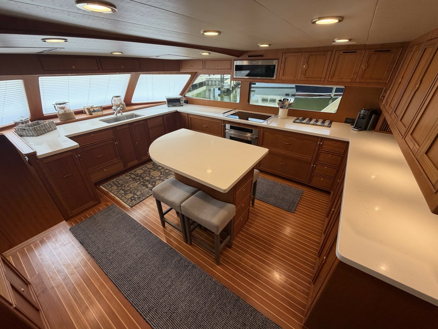 2021 Marlow Explorer 62E