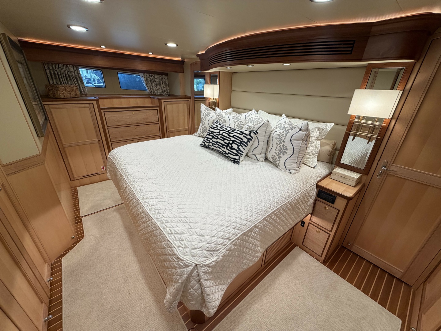 2021 Marlow Explorer 62E