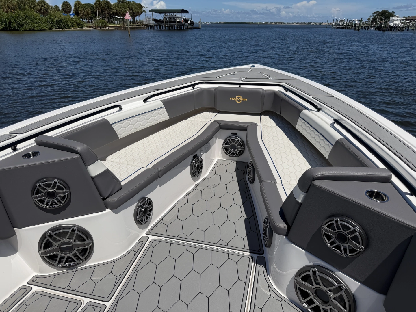 Fountain 38 SC Yacht For Sale