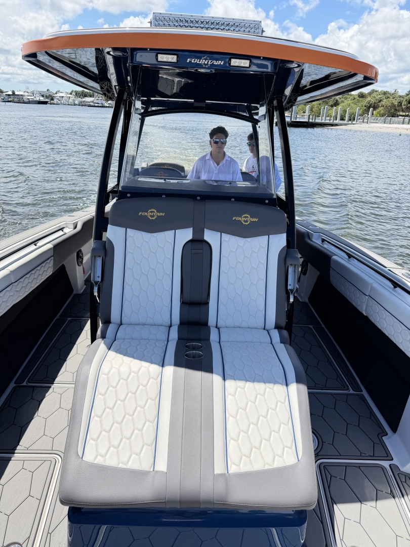Fountain 38 SC Yacht For Sale
