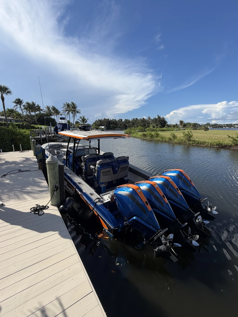 Fountain 38 SC Yacht For Sale