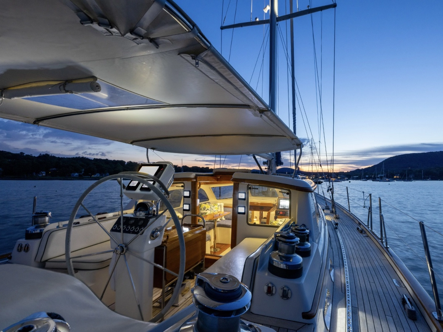Lyman-Morse Fontaine Custom 63 Pilothouse Sloop Yacht For Sale