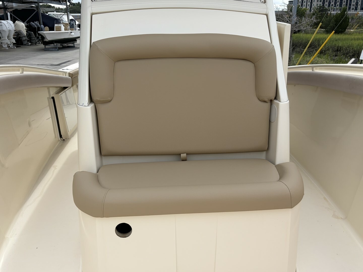 2014 Scout 320 LXF
