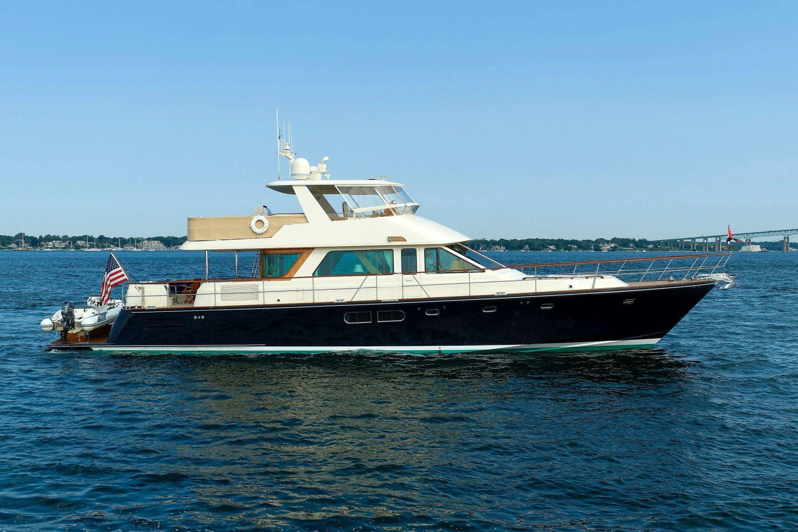 Hunt Yachts 72 Flybridge Yacht For Sale